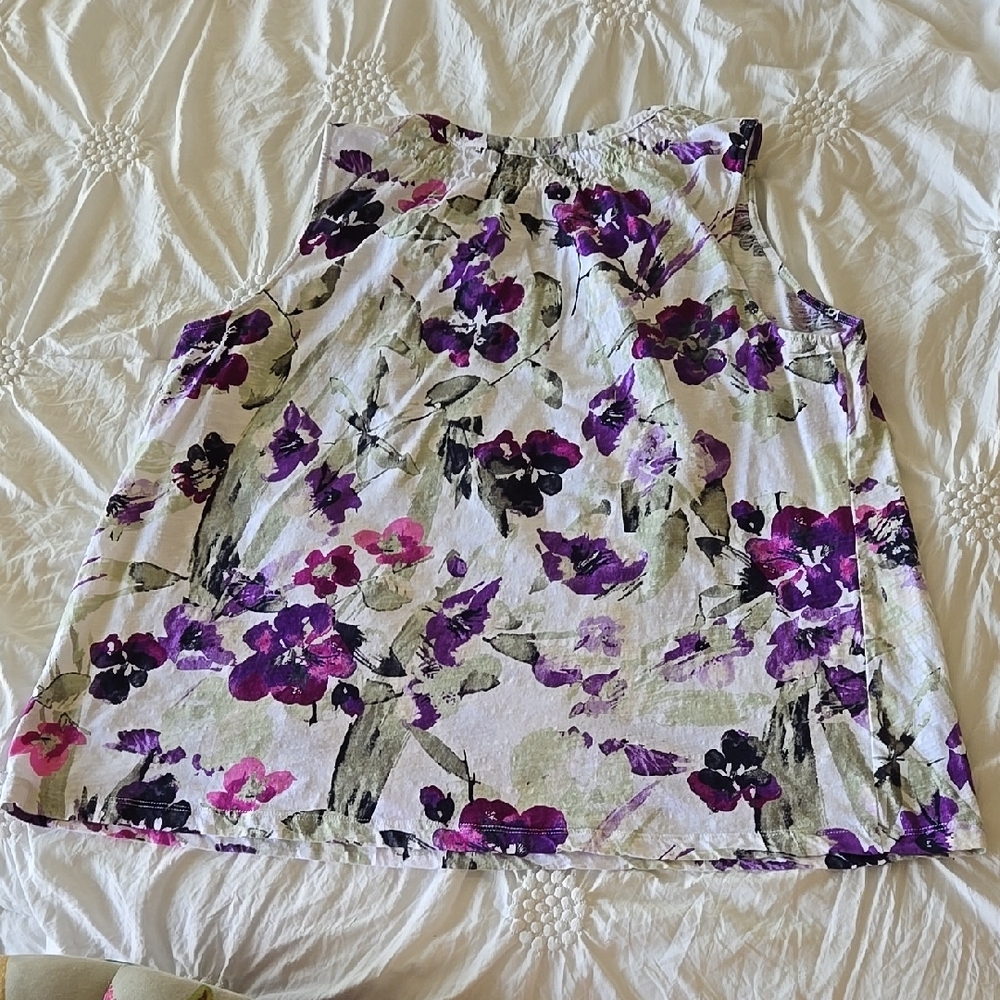 Purple and Pink Floral Scoop Neck Sleeveless Tank Top - Picture 3 of 5